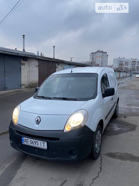 Renault Kangoo 2013  випуску Дніпро з двигуном 1.5 л дизель мінівен механіка за 6200 долл. 