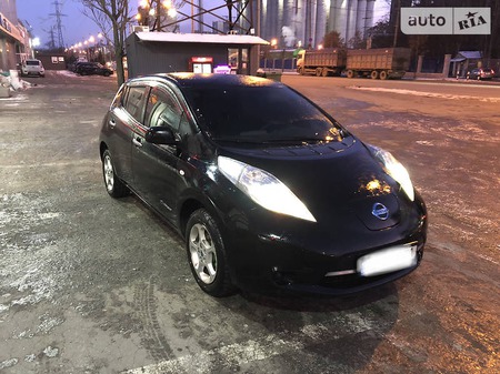 Nissan Leaf 2011  випуску Дніпро з двигуном 0 л електро седан автомат за 7500 долл. 