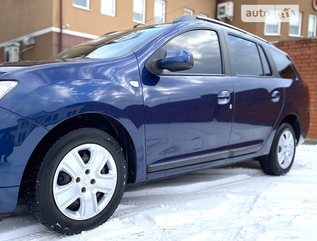 Dacia Logan 2017  випуску Ужгород з двигуном 1.5 л дизель універсал механіка за 9700 долл. 