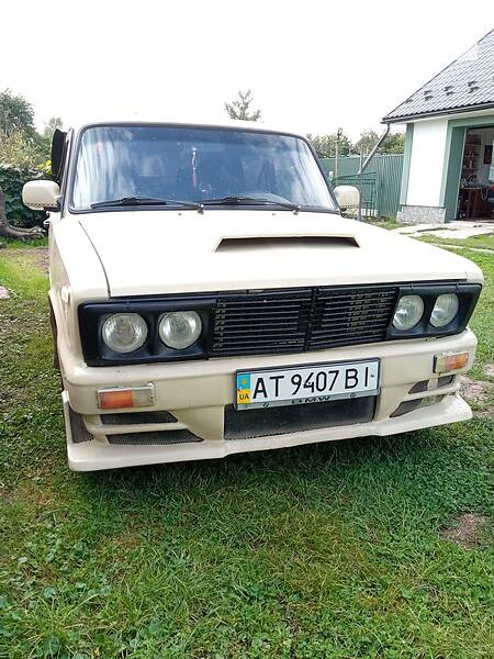 Lada 2103 1979  випуску Івано-Франківськ з двигуном 1.5 л бензин седан механіка за 1950 долл. 