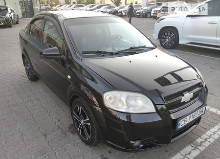 Chevrolet Aveo 2007  випуску Чернігів з двигуном 1.4 л  седан механіка за 4200 долл. 