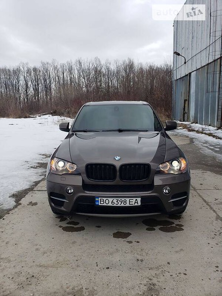 BMW X5 2010  випуску Тернопіль з двигуном 3 л дизель позашляховик автомат за 19400 долл. 