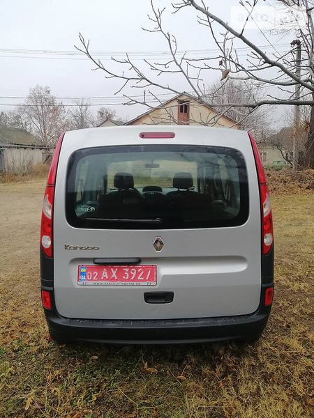 Renault Kangoo 2009  випуску Вінниця з двигуном 1.6 л бензин мінівен механіка за 6999 долл. 