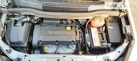 Opel Zafira Tourer 2005  випуску Житомир з двигуном 1.6 л бензин мінівен механіка за 6100 долл. 