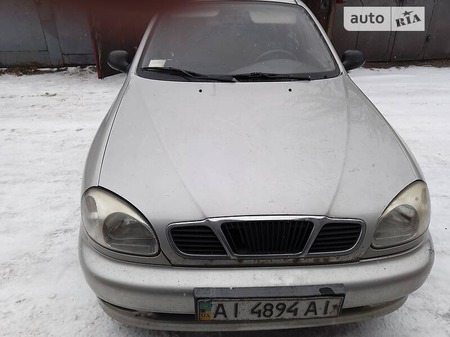 Daewoo Lanos 2005  випуску Київ з двигуном 1.5 л бензин седан механіка за 2400 долл. 