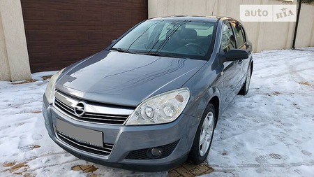 Opel Astra 2007  випуску Одеса з двигуном 0 л бензин хэтчбек механіка за 5700 долл. 