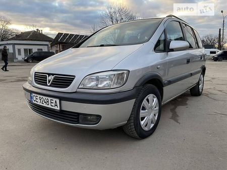 Opel Zafira Tourer 2000  випуску Чернівці з двигуном 2 л дизель мінівен механіка за 5000 долл. 