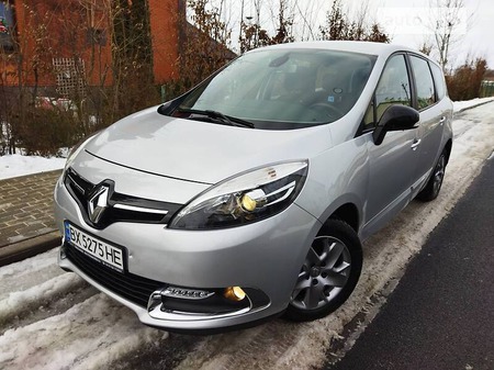 Renault Scenic 2015  випуску Хмельницький з двигуном 1.5 л дизель мінівен автомат за 10950 долл. 