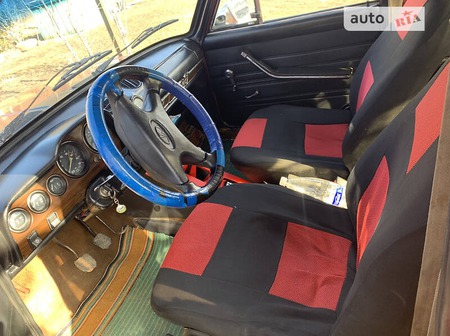 Lada 2103 1983  випуску Чернівці з двигуном 1.3 л бензин седан механіка за 650 долл. 