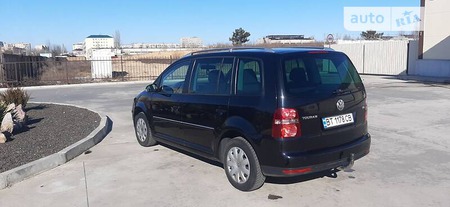 Volkswagen Touran 2007  випуску Херсон з двигуном 1.4 л бензин мінівен механіка за 7200 долл. 