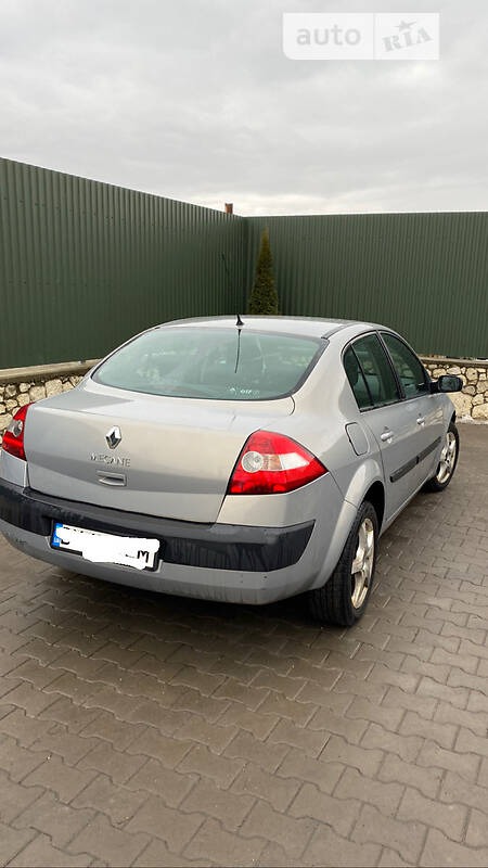 Renault Megane 2004  випуску Хмельницький з двигуном 1.6 л бензин седан автомат за 5000 долл. 