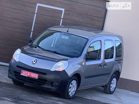 Renault Kangoo 2009  випуску Дніпро з двигуном 1.5 л дизель мінівен механіка за 6999 долл. 