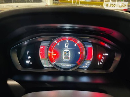 Volvo XC60 2017  випуску Харків з двигуном 2.4 л дизель позашляховик автомат за 28500 долл. 