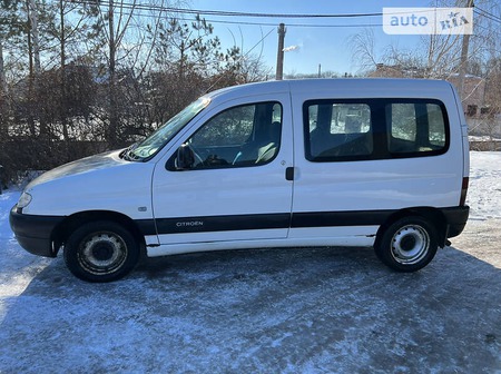 Citroen Berlingo 2002  випуску Житомир з двигуном 2 л дизель мінівен механіка за 2400 долл. 