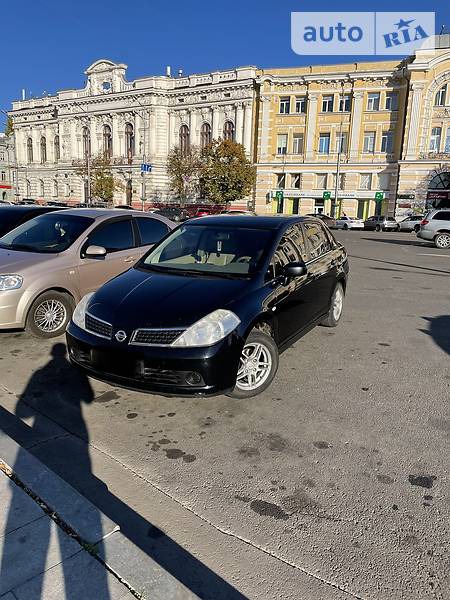 Nissan Tiida 2008  випуску Харків з двигуном 0 л бензин седан автомат за 5500 долл. 