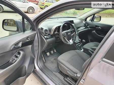 Chevrolet Orlando 2011  випуску Тернопіль з двигуном 2 л дизель мінівен механіка за 10800 долл. 