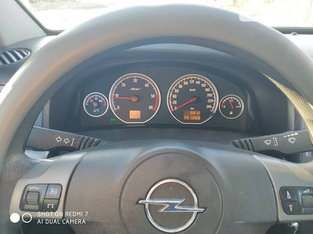 Opel Vectra 2005  випуску Івано-Франківськ з двигуном 1.9 л дизель універсал автомат за 1550 долл. 