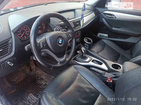 BMW X1 2015  випуску Чернігів з двигуном 2 л бензин позашляховик автомат за 16500 долл. 