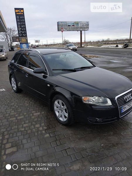 Audi A4 Limousine 2005  випуску Одеса з двигуном 2 л дизель універсал механіка за 8700 долл. 