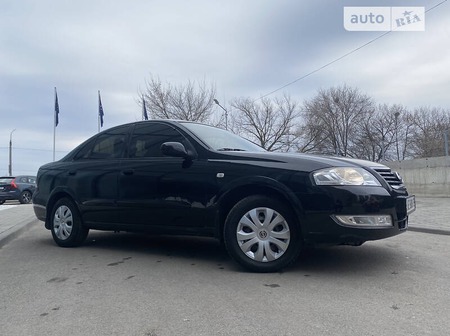 Nissan Almera Classic 2007  випуску Запоріжжя з двигуном 1.6 л  седан механіка за 5600 долл. 