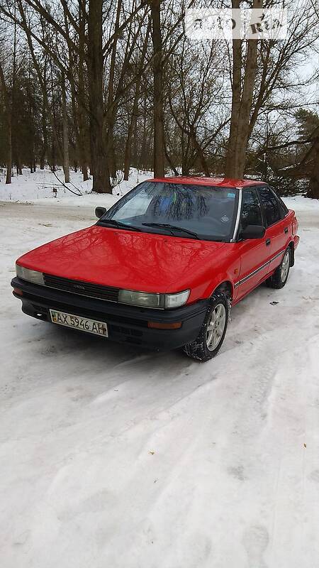 Toyota Corolla 1990  випуску Суми з двигуном 1.3 л  ліфтбек механіка за 1750 долл. 