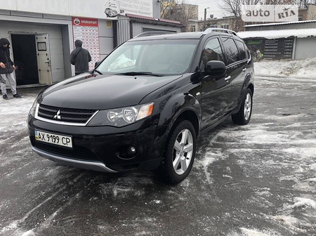 Mitsubishi Outlander 2008  випуску Харків з двигуном 3 л  позашляховик автомат за 10500 долл. 