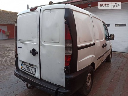 Fiat Doblo 2001  випуску Хмельницький з двигуном 1.9 л дизель мінівен механіка за 1900 долл. 