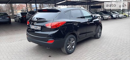 Hyundai Tucson 2014  випуску Дніпро з двигуном 2.4 л бензин позашляховик автомат за 14500 долл. 