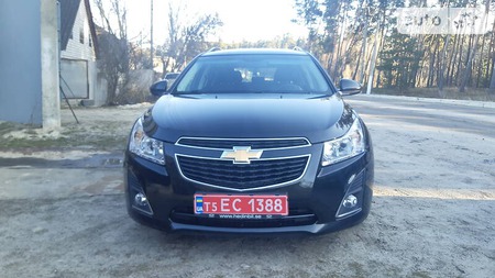 Chevrolet Cruze 2013  випуску Харків з двигуном 1.6 л бензин універсал механіка за 9500 долл. 