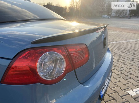 Volkswagen Eos 2007  випуску Харків з двигуном 1.6 л бензин кабріолет механіка за 7800 долл. 