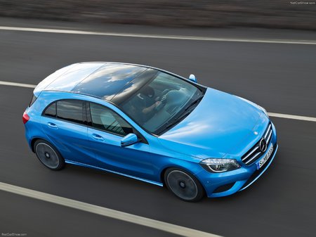 Mercedes-Benz A 160 2022  випуску  з двигуном 1.5 л бензин хэтчбек механіка за 1089021 грн. 