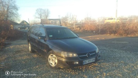 Opel Omega 1995  випуску Івано-Франківськ з двигуном 2.5 л дизель універсал автомат за 2300 долл. 