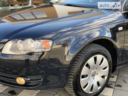 Audi A4 Limousine 2006  випуску Львів з двигуном 2 л  універсал механіка за 7350 долл. 