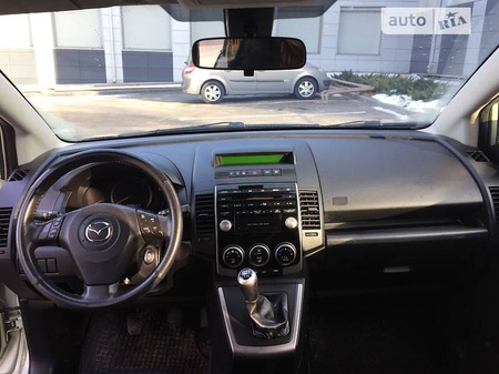 Mazda 5 2009  випуску Дніпро з двигуном 2 л бензин мінівен механіка за 8250 долл. 