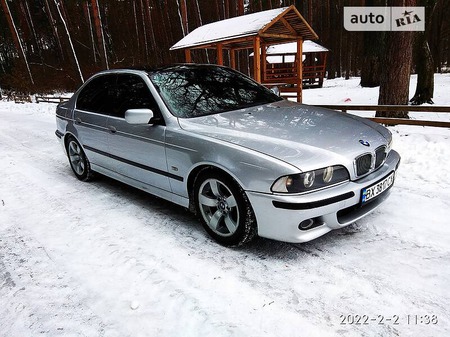 BMW 530 2001  випуску Хмельницький з двигуном 3 л дизель седан автомат за 7500 долл. 