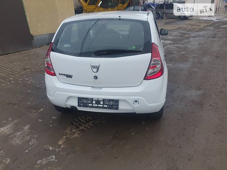 Dacia Sandero 2010  випуску Івано-Франківськ з двигуном 1.2 л  хэтчбек механіка за 4900 долл. 