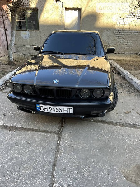 BMW 540 1993  випуску Одеса з двигуном 3.9 л  седан механіка за 6200 євро 