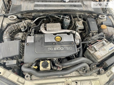 Opel Vectra 1998  випуску Житомир з двигуном 2 л дизель седан механіка за 3600 долл. 