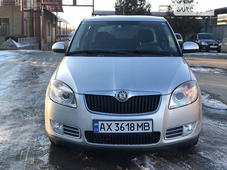 Skoda Fabia 2008  випуску Харків з двигуном 1.4 л дизель хэтчбек механіка за 5800 долл. 