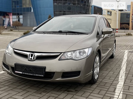 Honda Civic 2008  випуску Донецьк з двигуном 1.8 л  седан автомат за 7700 долл. 