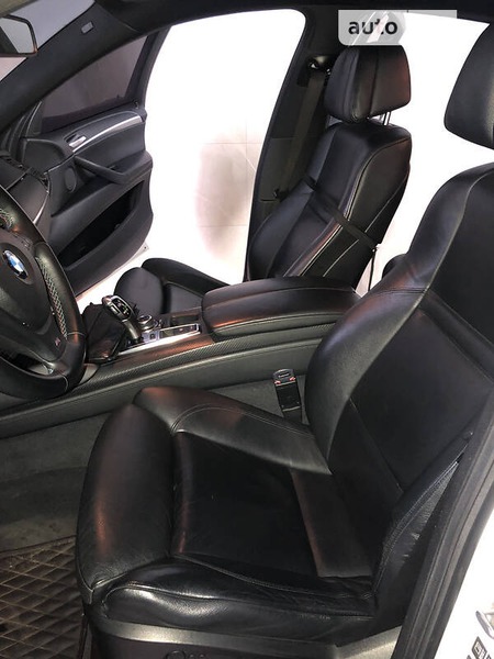 BMW X6 M 2011  випуску Херсон з двигуном 4.4 л бензин позашляховик автомат за 31500 долл. 