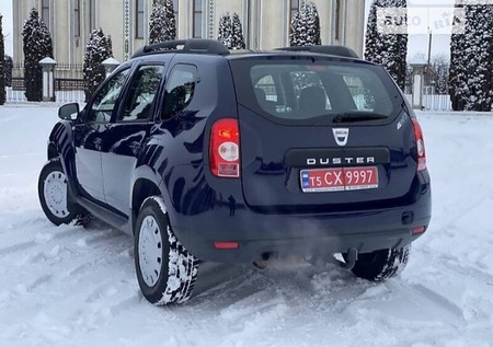 Dacia Duster 2012  випуску Суми з двигуном 1.6 л бензин позашляховик механіка за 10500 долл. 