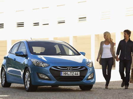 Hyundai i30 2022  випуску  з двигуном 1.5 л бензин хэтчбек автомат за 694300 грн. 