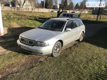 Audi A4 Limousine 1997  випуску Львів з двигуном 0 л дизель універсал механіка за 1000 долл. 