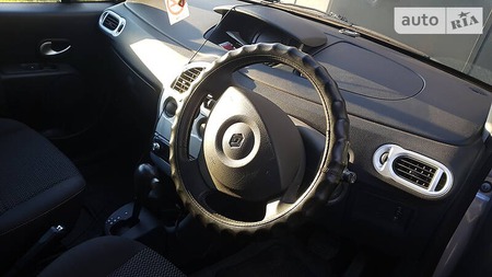 Renault Modus 2010  випуску Полтава з двигуном 1.6 л бензин мінівен автомат за 2300 долл. 