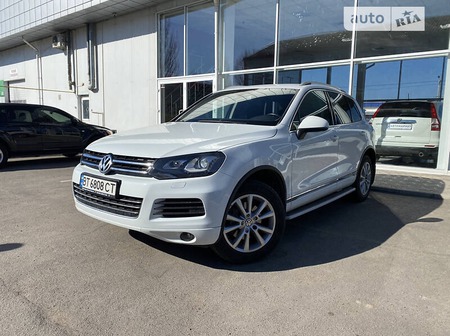 Volkswagen Touareg 2013  випуску Херсон з двигуном 3 л дизель позашляховик автомат за 25500 долл. 