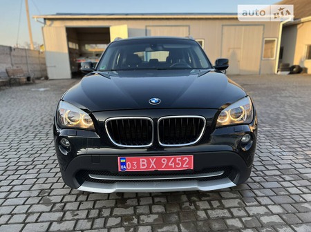 BMW X1 2012  випуску Луцьк з двигуном 2 л дизель позашляховик механіка за 12900 долл. 