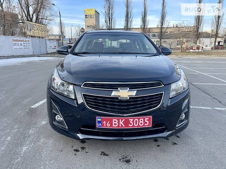 Chevrolet Cruze 2016  випуску Київ з двигуном 1.8 л бензин седан автомат за 8499 долл. 