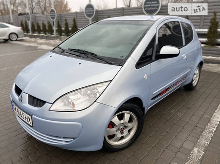 Mitsubishi Colt 2007  випуску Харків з двигуном 1.3 л  хэтчбек  за 3999 долл. 