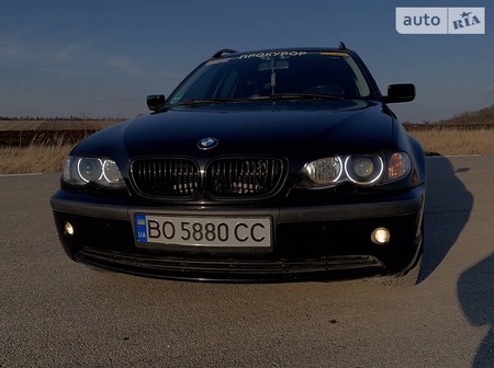 BMW 318 2001  випуску Тернопіль з двигуном 2 л бензин універсал механіка за 5400 долл. 